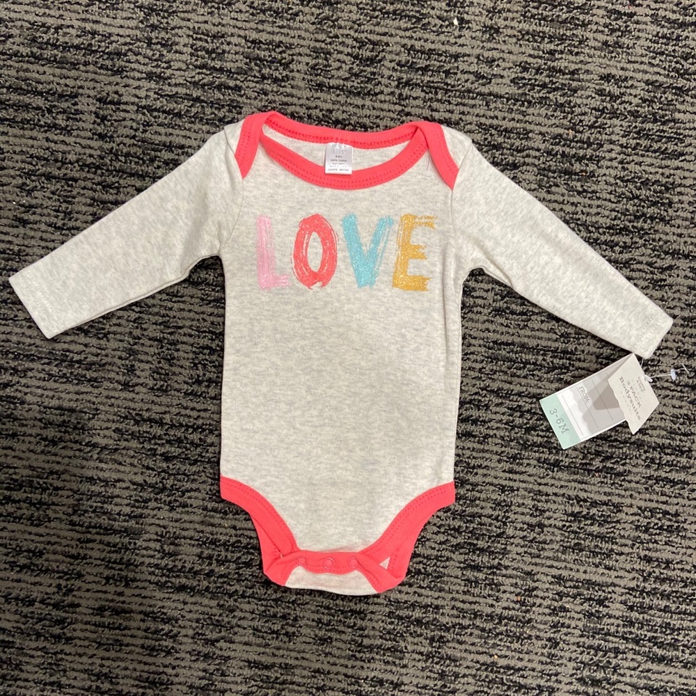 Baby kiss onesie